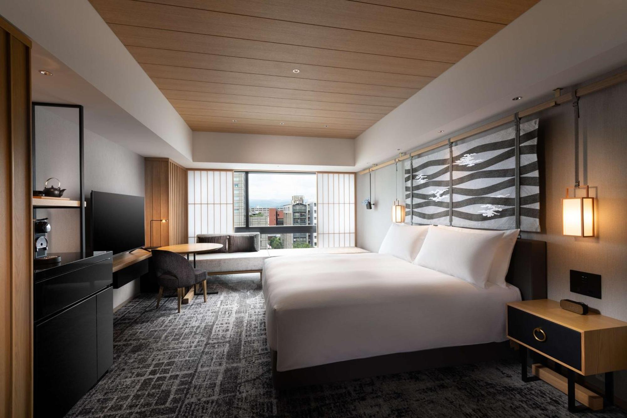 Hilton Kyoto Hotel Exterior photo